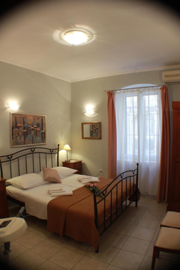 Adagio Theatre Apartment Сплит Экстерьер фото
